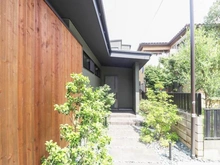 【千葉県/習志野市谷津】習志野市谷津5丁目　新築戸建 アプローチ