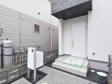 【千葉県/千葉市稲毛区小中台町】千葉市稲毛区小中台町 新築戸建て2号棟 外観：全2棟　写真中央