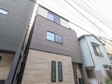 【東京都/江東区大島】江東区大島七丁目　新築戸建て　B号棟 外観：建物中央　全2棟／右側