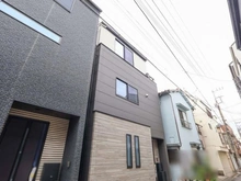 【東京都/江東区大島】江東区大島七丁目　新築戸建て　B号棟 外観：建物中央　全2棟／奥側