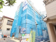 【東京都/江戸川区大杉】江戸川区大杉三丁目　No1 建築中の外観：全2棟／手前側