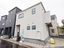 【東京都/江戸川区篠崎町】江戸川区篠崎町3丁目　新築戸建1号棟 外観：全4棟 写真中央