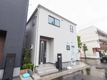【東京都/江戸川区篠崎町】江戸川区篠崎町3丁目　新築戸建1号棟 外観：全4棟 写真中央