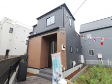 【東京都/江戸川区篠崎町】江戸川区篠崎町3丁目　新築戸建　5号棟 外観：全4棟　写真中央