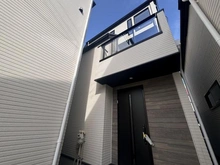 【東京都/板橋区上板橋】板橋区上板橋2丁目新築戸建　2号棟 建築中の外観：全4棟/写真中央