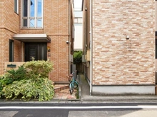【東京都/板橋区舟渡】板橋区舟渡2丁目戸建 玄関