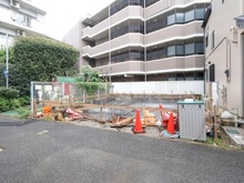 【東京都/豊島区東池袋】豊島区東池袋5丁目　新築戸建 建築中の外観