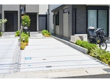 【埼玉県/川越市稲荷町】レーベンフラッツ上福岡GRAN VILLA 3号棟 駐車場