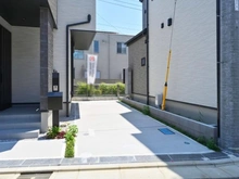 【埼玉県/川越市大字藤間】レーベンプラッツ上福岡II 9号棟 駐車場