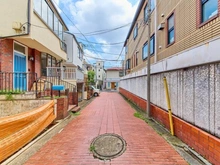 【東京都/渋谷区東】渋谷区東1丁目 新築一戸建て 前面道路