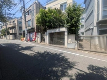 【東京都/港区南青山】港区南青山六丁目　戸建 前面道路