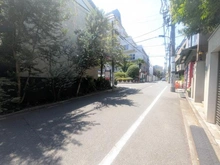 【東京都/港区南青山】港区南青山六丁目　戸建 前面道路