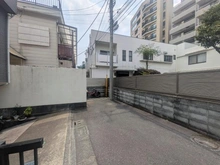 【東京都/渋谷区広尾】渋谷区広尾三丁目　戸建て 前面道路
