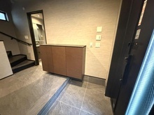 【東京都/港区三田】港区三田5丁目　新築戸建 玄関