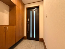 【東京都/墨田区立花】墨田区立花1丁目中古戸建 玄関