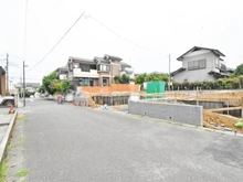【東京都/町田市鶴川】町田市鶴川4丁目　新築一戸建て　1号棟 / 全2棟 前面道路