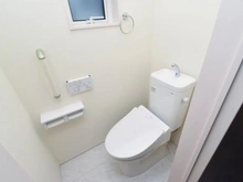 【東京都/町田市鶴川】町田市鶴川4丁目　新築一戸建て　2号棟 / 全2棟 トイレ：2階