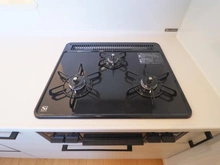 【神奈川県/相模原市緑区橋本】～新築戸建～ 相模原市緑区橋本7丁目3期　1号棟 キッチン：三口コンロ