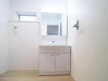 【神奈川県/相模原市中央区陽光台】相模原市中央区陽光台2丁目新築戸建　1号棟 洗面室