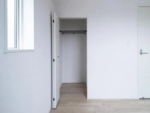 【神奈川県/相模原市中央区陽光台】相模原市中央区陽光台2丁目新築戸建　 2号棟 収納：洋室