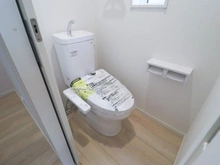 【神奈川県/相模原市中央区陽光台】相模原市中央区陽光台2丁目新築戸建　 2号棟 トイレ：2階