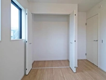 【神奈川県/座間市座間】座間市座間1丁目新築戸建　1号棟 収納：洋室