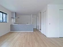 【神奈川県/座間市座間】座間市座間1丁目新築戸建　1号棟 リビング・ダイニング