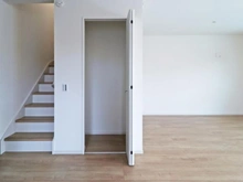 【神奈川県/座間市座間】座間市座間1丁目新築戸建　1号棟 リビング・ダイニング：収納