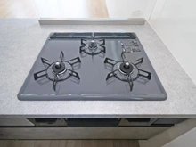 【神奈川県/座間市座間】座間市座間1丁目新築戸建　1号棟 三口コンロ