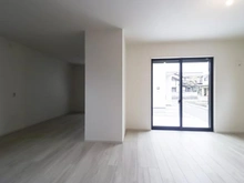 【神奈川県/座間市座間】座間市座間1丁目新築戸建　2号棟 リビング・ダイニング