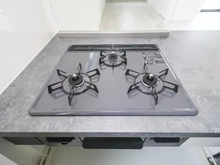 【神奈川県/座間市座間】座間市座間1丁目新築戸建　2号棟 三口コンロ