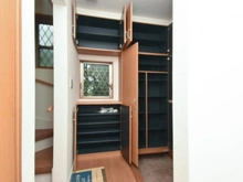 【東京都/町田市小山町】町田市小山町　戸建 玄関：収納