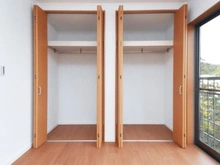 【東京都/町田市小山町】町田市小山町　戸建 収納：洋室