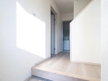 【神奈川県/海老名市社家】海老名市社家　中古戸建て 玄関