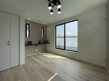 【神奈川県/大和市中央林間】大和市中央林間1丁目　新築戸建てA号棟 洋室