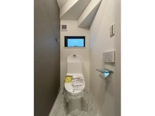 【神奈川県/大和市中央林間】大和市中央林間1丁目　新築戸建てA号棟 トイレ