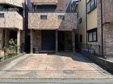 【神奈川県/相模原市南区上鶴間本町】相模原市南区上鶴間本町7丁目　中古戸建 駐車場