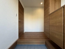 【東京都/町田市薬師台】町田市薬師台2丁目　戸建 玄関