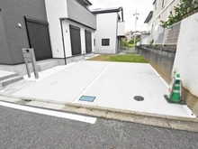 【東京都/町田市図師町】町田市図師町　新築一戸建て　1号棟 / 全6棟 駐車場