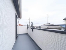 【東京都/町田市薬師台】町田市薬師台1丁目新築戸建　2期 バルコニー