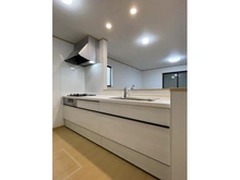 【神奈川県/相模原市南区御園】相模原市南区御園新築戸建2号棟 キッチン