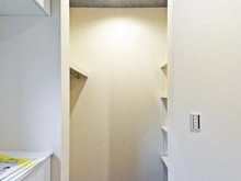 【神奈川県/相模原市緑区西橋本】相模原市緑区西橋本3丁目　新築一戸建て　全1棟 玄関：シューズインクローゼット