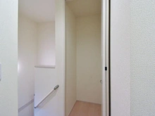 【神奈川県/相模原市緑区西橋本】相模原市緑区西橋本3丁目　新築一戸建て　全1棟 収納：2階廊下