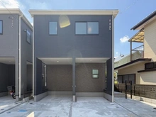 【神奈川県/厚木市妻田東】厚木市妻田東2丁目　新築戸建　1号棟 外観：全2棟/中央
