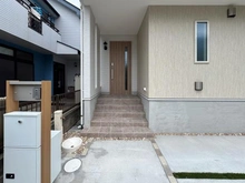 【神奈川県/厚木市妻田東】～新築戸建～ 厚木市妻田東3丁目2期 玄関