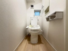 【神奈川県/相模原市南区新戸】新築戸建　相模原市南区新戸第13　5号棟 トイレ