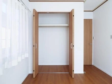 【神奈川県/相模原市南区御園】相模原市南区御園5丁目　戸建て 収納：洋室