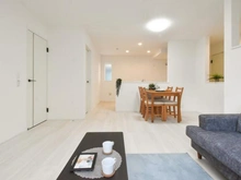 【神奈川県/大和市福田】大和市福田　新築戸建て　2号棟 リビング・ダイニング：家具・調度品は価格には含まれません。