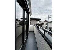 【神奈川県/相模原市中央区陽光台】相模原市中央区陽光台4丁目　新築戸建て バルコニー