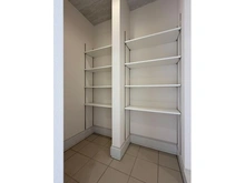 【神奈川県/大和市西鶴間】大和市西鶴間7丁目新築戸建て7号棟 収納：玄関